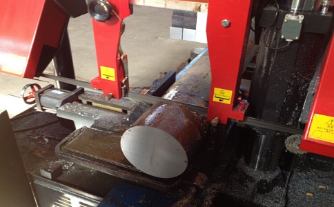 恭城卧式带锯床加工时出现明显振荡如何排查？